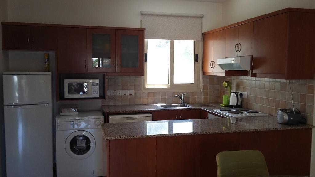 פאהיה Paschali Sunset Appartment מראה חיצוני תמונה